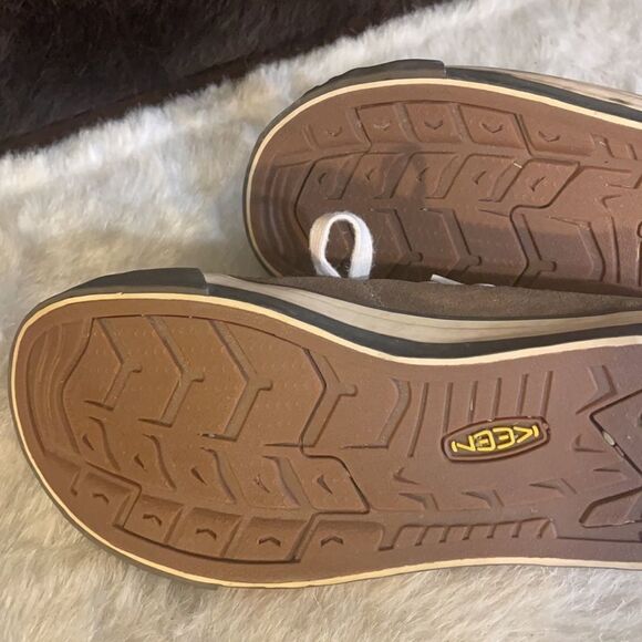 Keen shoes 9.5 (5220) - Picture 8 of 8